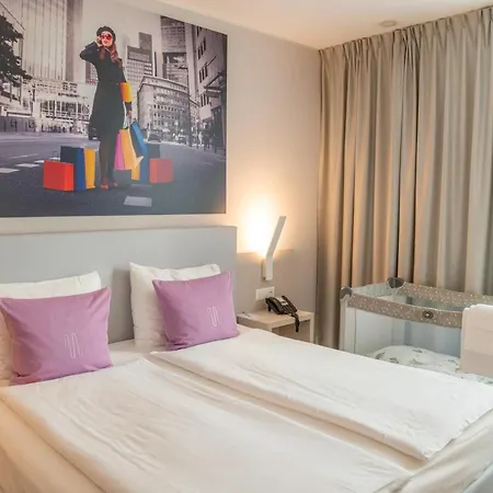 Hotel City Lugano Szálloda 4*