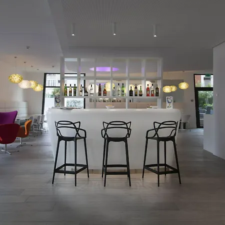 Hotel City Lugano Szálloda 4*